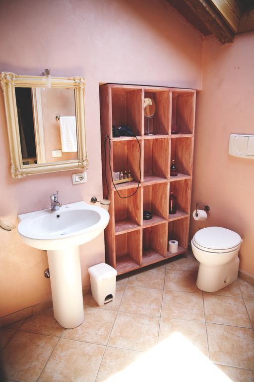 Relais I Castagnoni Guest House Rosignano Monferrato Ngoại thất bức ảnh