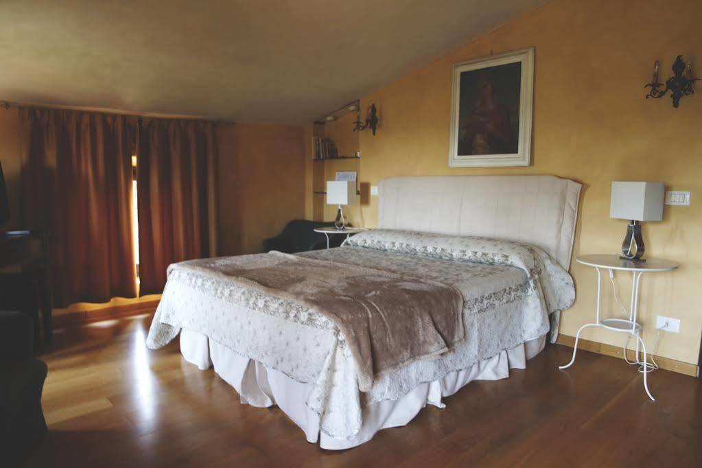 Relais I Castagnoni Guest House Rosignano Monferrato Ngoại thất bức ảnh